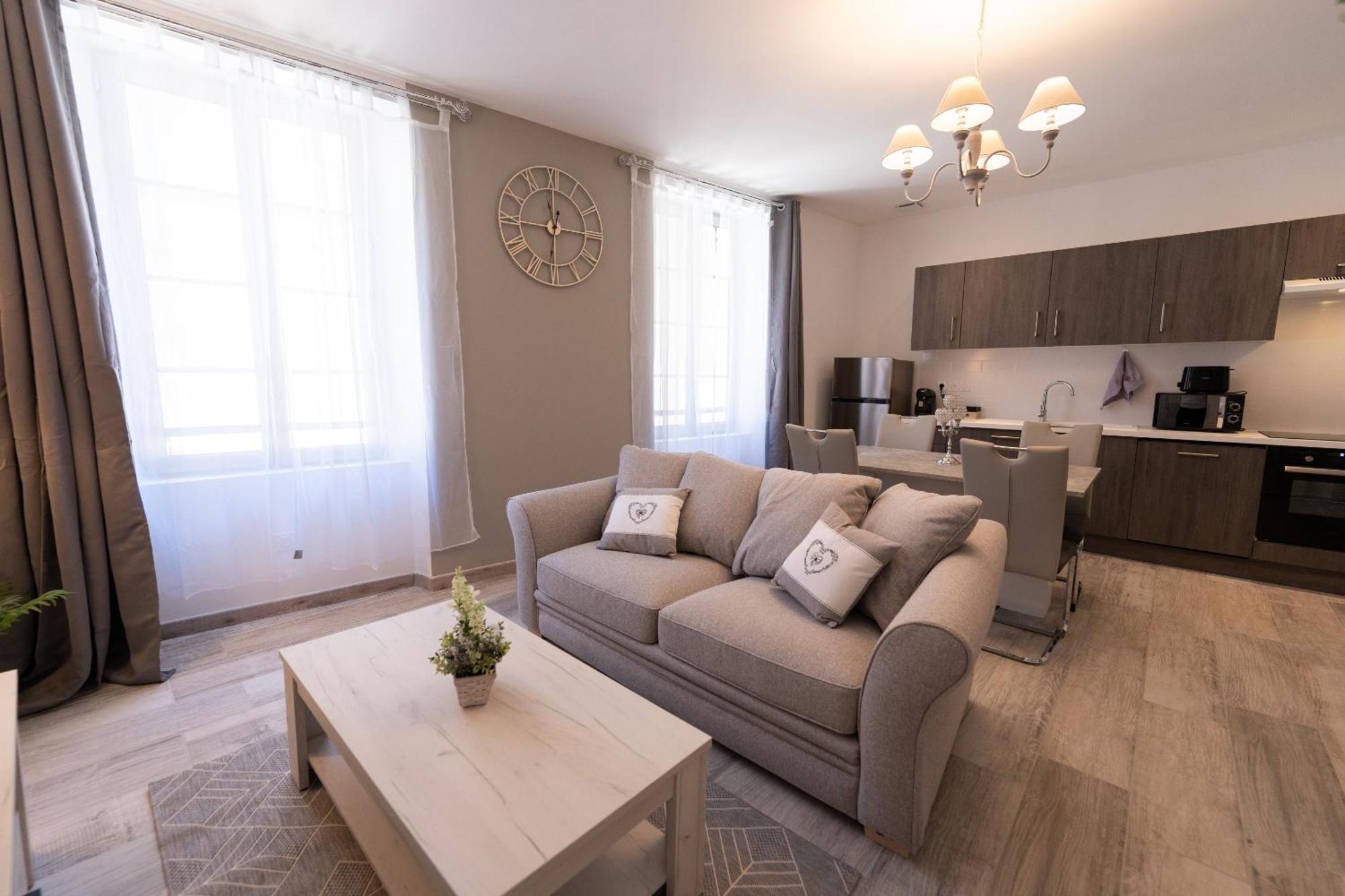 Apartment Charme Et Caractere Au Centre Classe 3 Etoiles